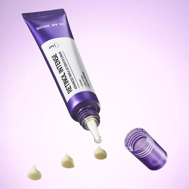 4 bước skincare quan trọng: N&agrave;ng c&ocirc;ng sở bỏ qua d&ugrave; chỉ một thao t&aacute;c th&igrave; dễ l&atilde;o h&oacute;a kh&ocirc;ng phanh - Ảnh 11.