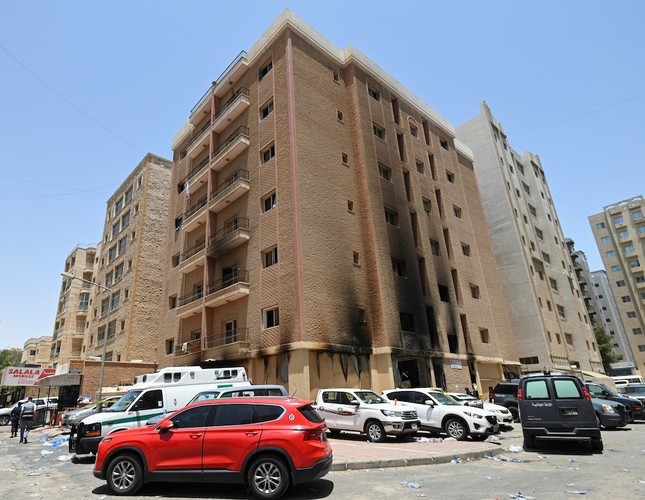 Kuwait: Cháy lớn ở khu nhà ở công nhân, 41 người thiệt mạng - Ảnh 2.