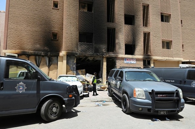 Kuwait: Cháy lớn ở khu nhà ở công nhân, 41 người thiệt mạng - Ảnh 1.