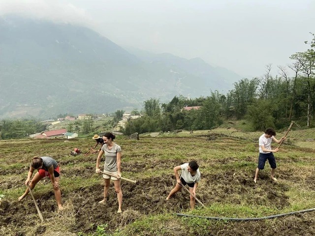 Không du lịch hưởng thụ nữa, khách Tây tới Việt Nam giờ lại thích những hoạt động này! - Ảnh 6.