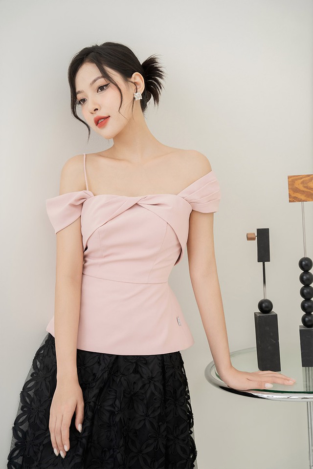Đệ nhất visual Gen 3 Kpop: 33 tuổi mà từ nhan sắc đến style chẳng khác gái đôi mươi là mấy - Ảnh 17. Đệ nhất visual Gen 3 Kpop: 33 tuổi mà từ nhan sắc đến style chẳng khác gái đôi mươi là mấy - Ảnh 17.
