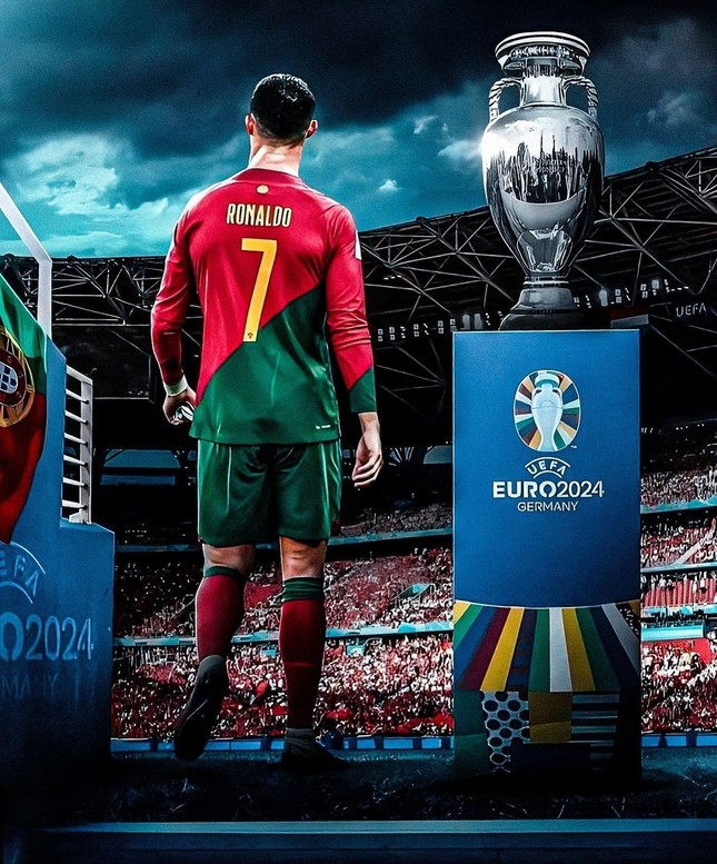 Ở tuổi 39, Ronaldo tới EURO 2024 để chống lại sự lãng quên - Ảnh 2. Ở tuổi 39, Ronaldo tới EURO 2024 để chống lại sự lãng quên - Ảnh 2.