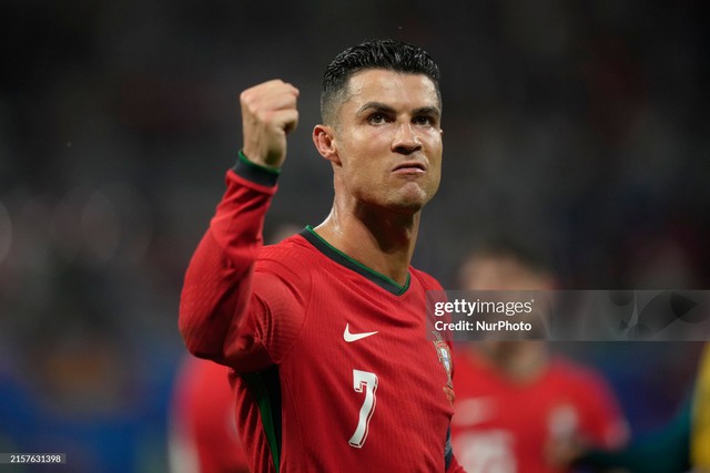 HLV CH Séc ca ngợi Ronaldo, chỉ ra điều đặc biệt nguy hiểm của CR7 - Ảnh 2.