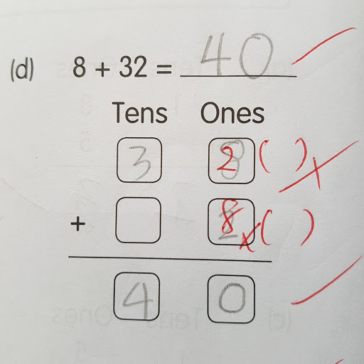 Bài toán gây sóng gió: Con làm 38+2=40 bị gạch sai, cô giáo sửa lại đáp án ĐÚNG thành 40 khiến bố bức xúc đăng đàn bóc phốt - Ảnh 1.