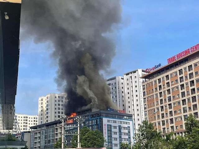 Nguyên nhân vụ cháy lớn tại toà nhà 9 tầng - Ảnh 3.