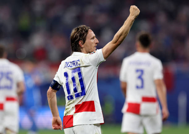 Trực tiếp Croatia - Ý: Modric đá hỏng phạt đền! Modric ghi bàn!!  - Ảnh 2.