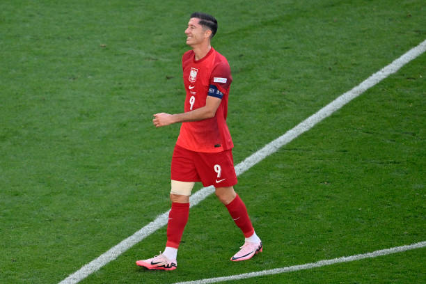 Trực tiếp Ph&aacute;p vs Ba Lan: Đ&ocirc;i c&ocirc;ng hấp dẫn, cơ hội li&ecirc;n tiếp - Ảnh 2.