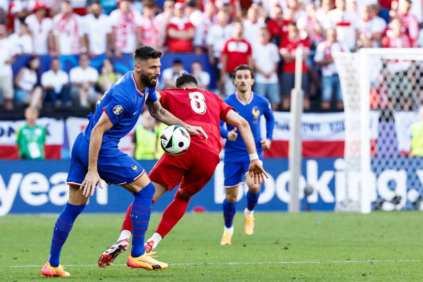 Trực tiếp Ph&aacute;p vs Ba Lan: V&Agrave;O!!! Mbappe chấm dứt vận đen tại Euro! - Ảnh 1.