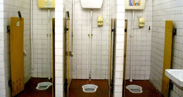 Khách Việt kể chuyện đến điểm đẹp bậc nhất Trung Quốc: Kiếp nạn nhà vệ sinh, đừng lấy một thứ ở khách sạn - Ảnh 2.