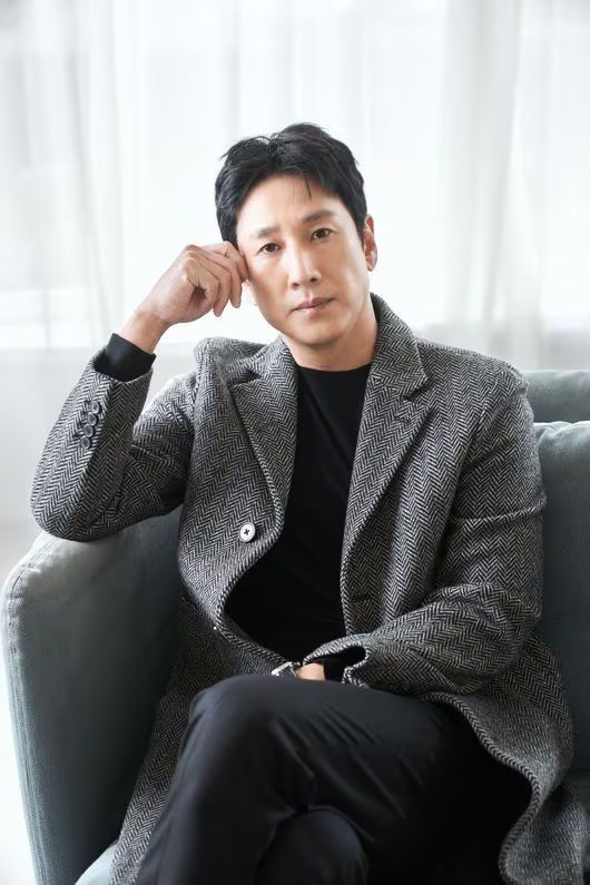 Nam thần bóng rổ hot nhất Hàn Quốc phải công khai xin lỗi vì nhắc đến cố diễn viên Lee Sun Kyun trong bê bối tình ái của mình - Ảnh 2.