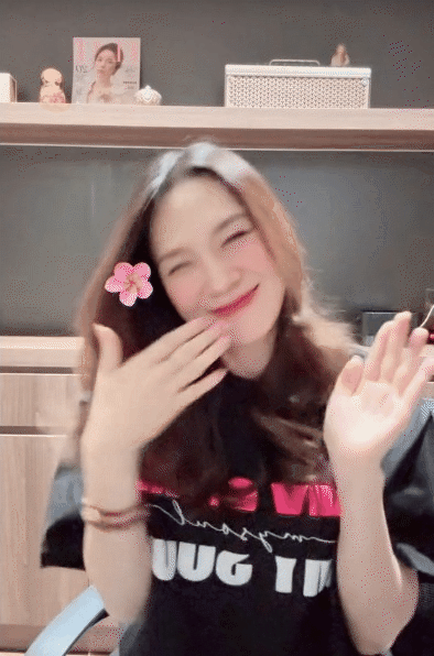 Th&ecirc;m 1 ca kh&uacute;c Việt đang ph&aacute; đảo H&agrave;n Quốc, c&oacute; g&igrave; m&agrave; khiến cả Mỹ T&acirc;m lẫn idol nh&agrave; SM m&ecirc; mẩn? - Ảnh 8.