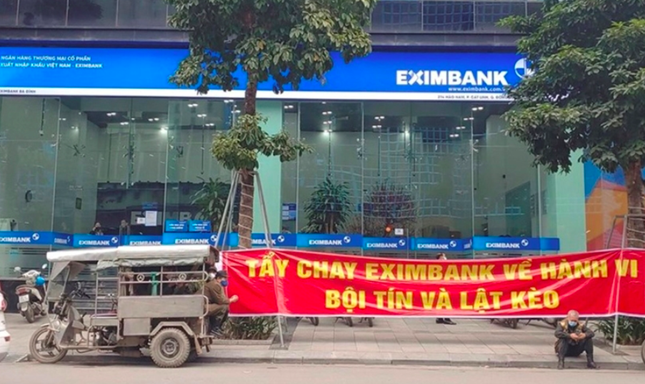 Thủ đoạn lừa 2.700 tỷ đồng của cựu Phó Giám đốc ngân hàng Eximbank - Ảnh 2.