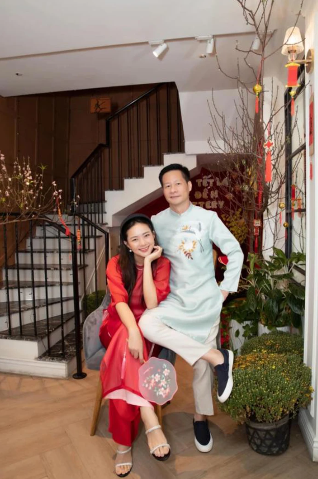 Á hậu Việt lấy chồng đại gia từng có 3 đời vợ rồi rút lui khỏi showbiz: Giờ toàn ở nhà biệt thự, hiếm có căn nào dưới 20 tỷ đồng - Ảnh 4.