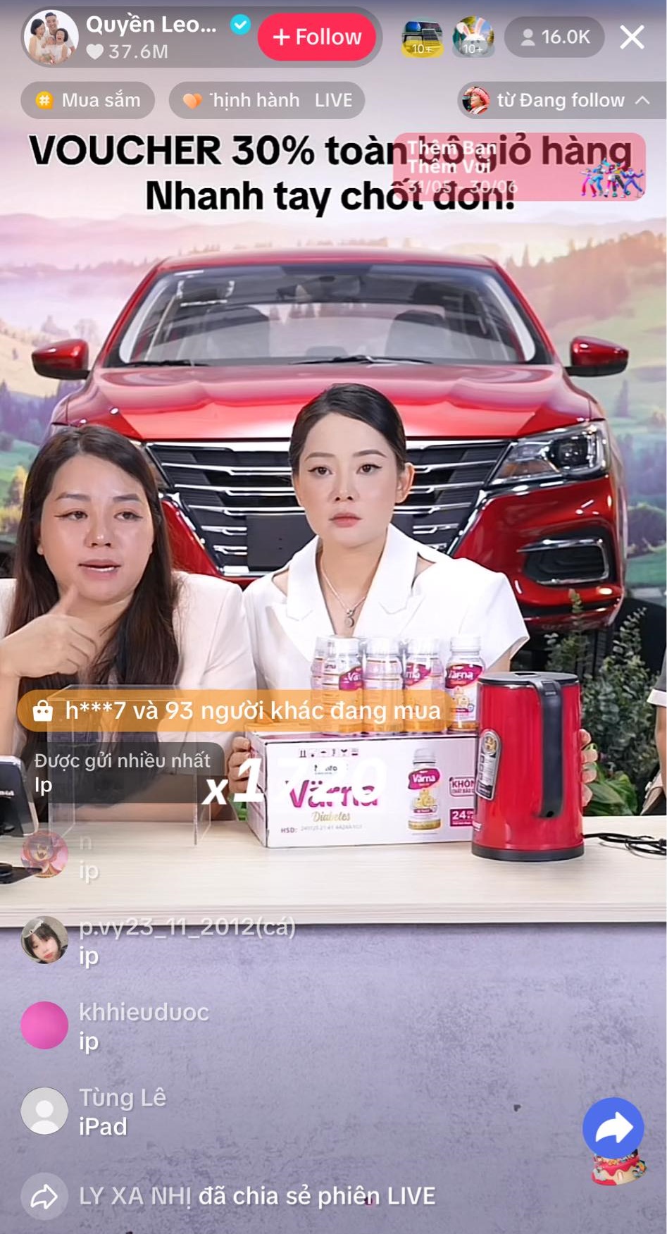 30 tiếng live ròng rã, dân mạng đòi giải cứu Quyền Leo Daily khỏi phi vụ 150 tỷ khi Võ Hà Linh tham chiến, Quang Linh Vlogs đã bán xong từ lâu - Ảnh 1.