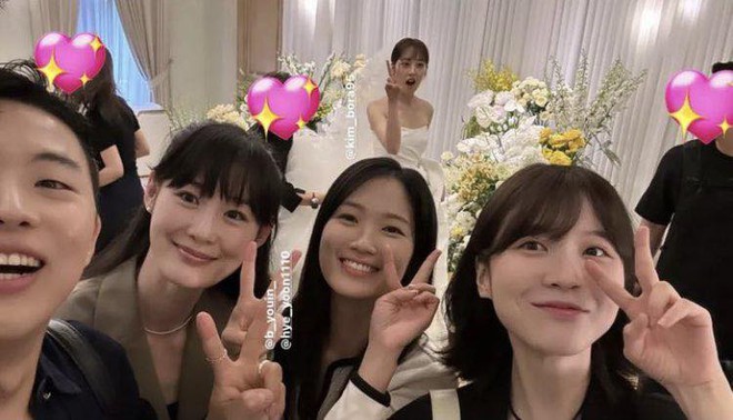 Ngày đại hỷ có 4 hôn lễ Kbiz: Lee Dong Wook - Lee Sung Kyung chúc phúc cho em gái Yoon Eun Hye, Jung Yong Hwa (CNBLUE) chạy show dự đám cưới - Ảnh 9.
