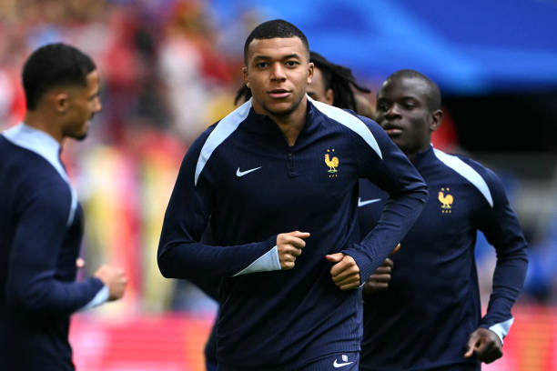 Trực tiếp Ph&aacute;p vs Bỉ: Mbappe so t&agrave;i c&ugrave;ng Lukaku! - Ảnh 1.