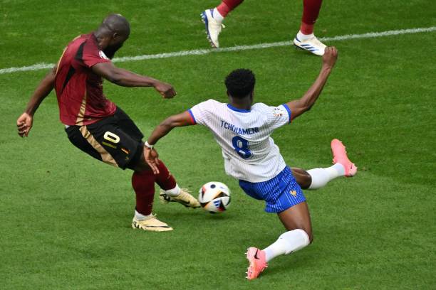 Trực tiếp Ph&aacute;p vs Bỉ: S&uacute;t ra ngo&agrave;i 13 lần! Thất vọng h&agrave;ng c&ocirc;ng tỷ đ&ocirc; - Ảnh 1.