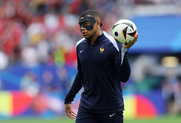Trực tiếp Ph&aacute;p vs Bỉ: Mbappe so t&agrave;i c&ugrave;ng Lukaku! - Ảnh 1.