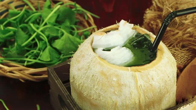 Loại lá của người Việt tốt như nhân sâm, là kem chống nắng tự nhiên, sản sinh collagen nhưng 3 nhóm người nên tránh dùng - Ảnh 1.