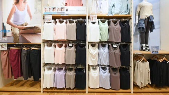 Uniqlo gây chấn động ở châu Âu bằng chiếc áo bra-top: Lao thẳng vào chiến trường thời trang lâu đời bậc nhất, đánh bại Zara, H&M bằng mác công ty Nhật Bản - Ảnh 2.