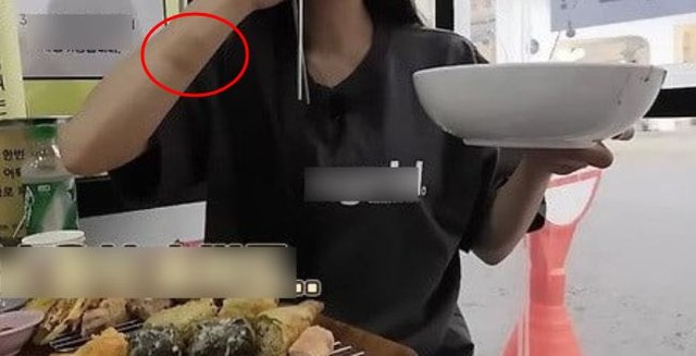 Thánh mukbang Tzuyang bất ngờ tiết lộ bị bạn trai cũ hành hung suốt 4 năm khiến dân mạng phẫn nộ - Ảnh 3.