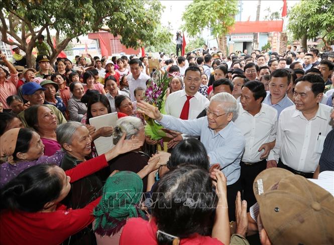 Tổng Bí thư Nguyễn Phú Trọng - Nhà lãnh đạo được nhân dân yêu mến