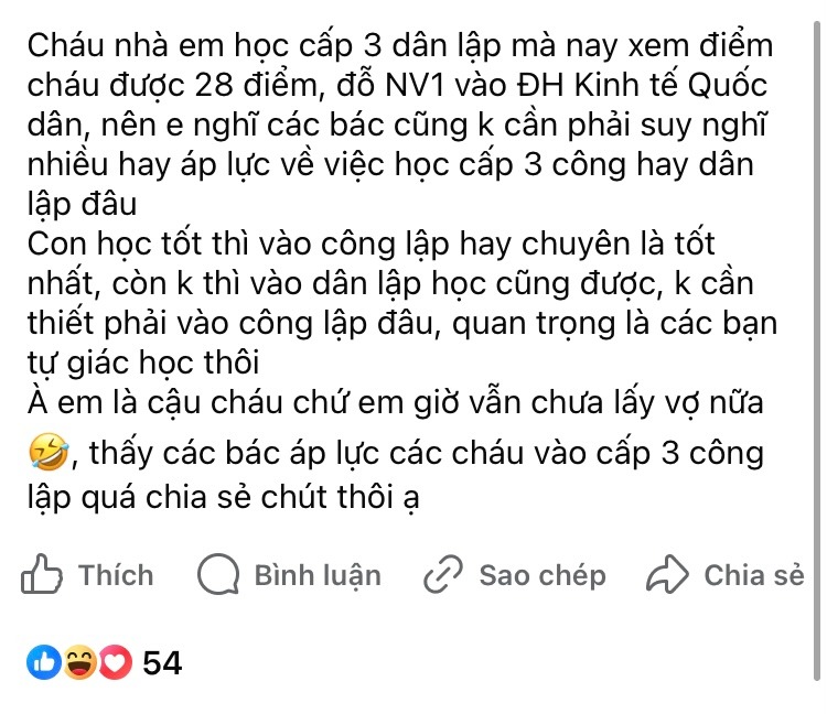 Nam thanh niên khoe cháu học dân lập vẫn đỗ NV1 Kinh tế Quốc dân, khuyên bố mẹ đừng áp lực thi lớp 10 trường công: Lập tức bị phản bác bằng 1 câu không cãi được!- Ảnh 1.