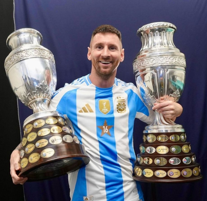 Cuộc đua Quả bóng vàng 2024: Bất ngờ với Messi, lộ diện ứng viên số 1- Ảnh 5.