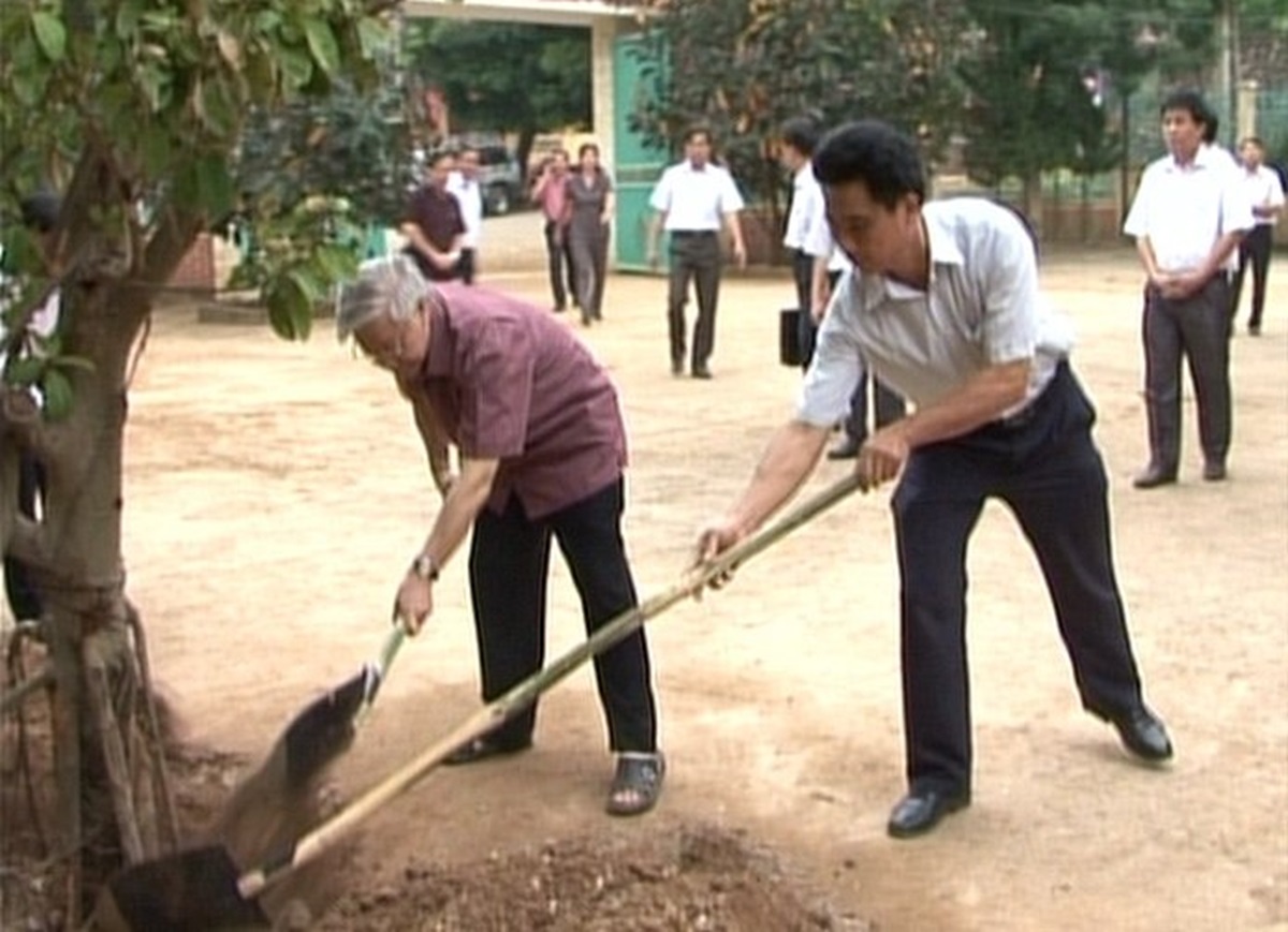 Hình ảnh Tổng Bí thư Nguyễn Phú Trọng với nhân dân huyện biên giới Thanh Hóa- Ảnh 5.