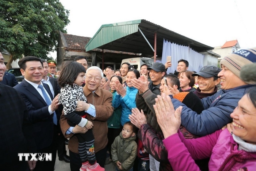 Xúc động hình ảnh Tổng Bí thư Nguyễn Phú Trọng với đồng bào, chiến sĩ cả nước- Ảnh 1.