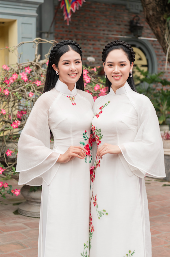 Hoa hậu đầu tiên thi Miss World: Du học ở Anh, kết hôn với mối tình đầu và nhan sắc hiện tại gây bất ngờ- Ảnh 6.