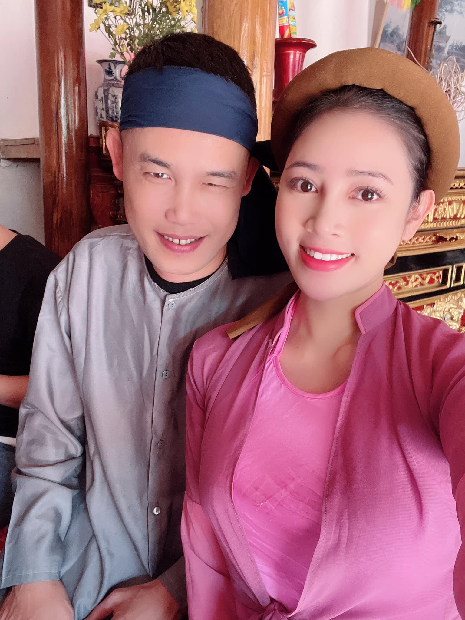 Nam nghệ sĩ Việt 3 đời vợ, giờ sống độc thân, livestream TikTok, lên chức ông ngoại ở tuổi 46- Ảnh 2.