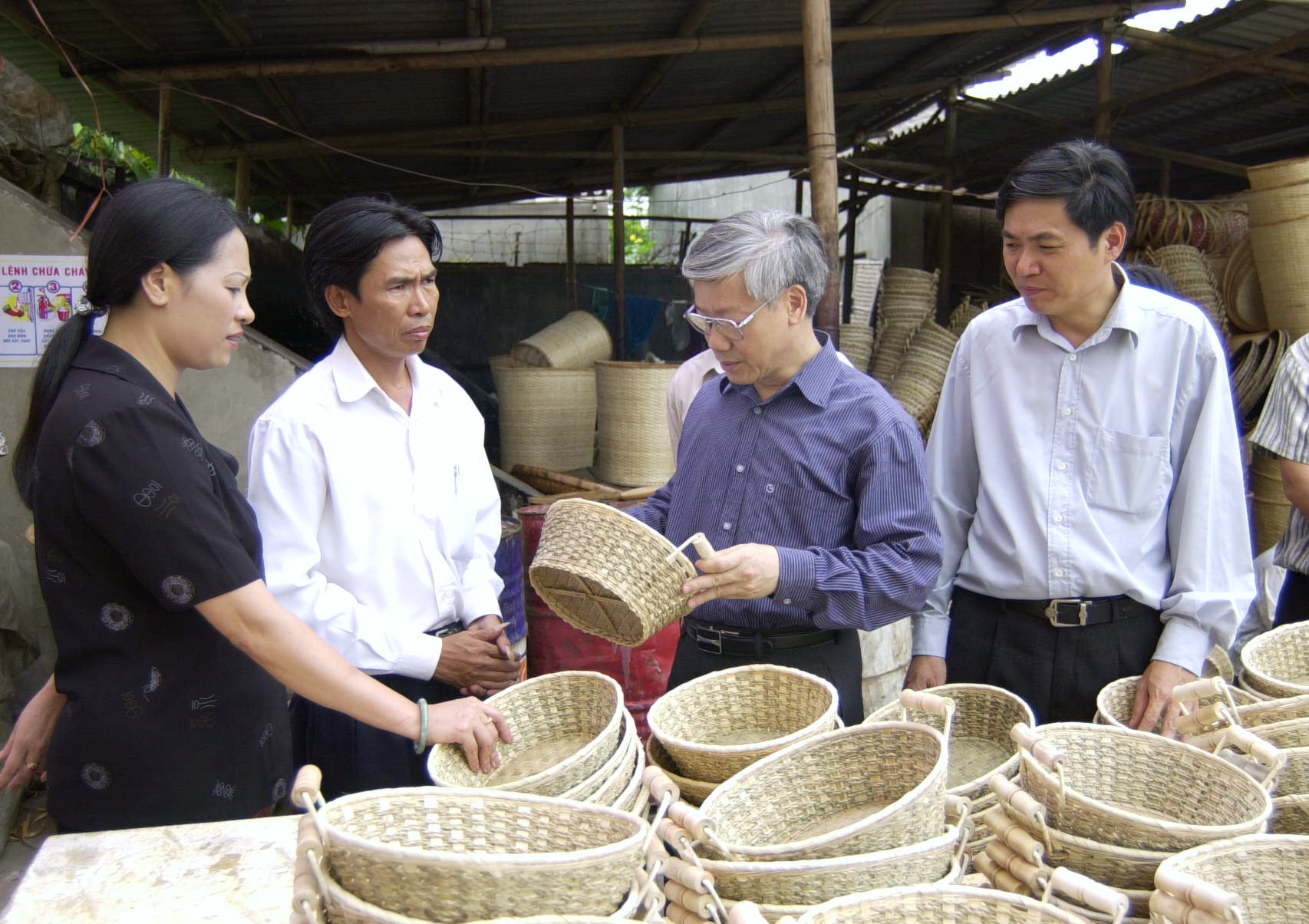 Hà Nội vận dụng sáng tạo quan điểm chỉ đạo của tổng bí thư Nguyễn Phú trọng trong xây dựng và phát triển văn hóa thủ đô- Ảnh 4.