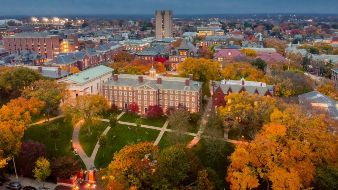 Không phải Harvard hay Cornell, đây mới là trường hạnh phúc nhất nhóm Ivy League: Lý do khiến nhiều người bất ngờ- Ảnh 1.