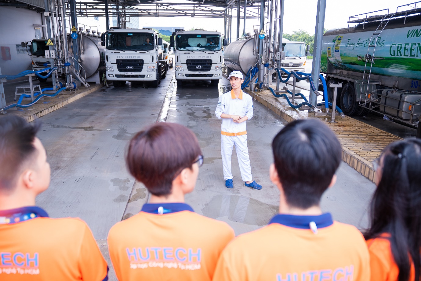 Thế mạnh từ hiểu biết trực quan lĩnh vực Logistics, sinh viên HUTECH tự tin vào nghề- Ảnh 4.