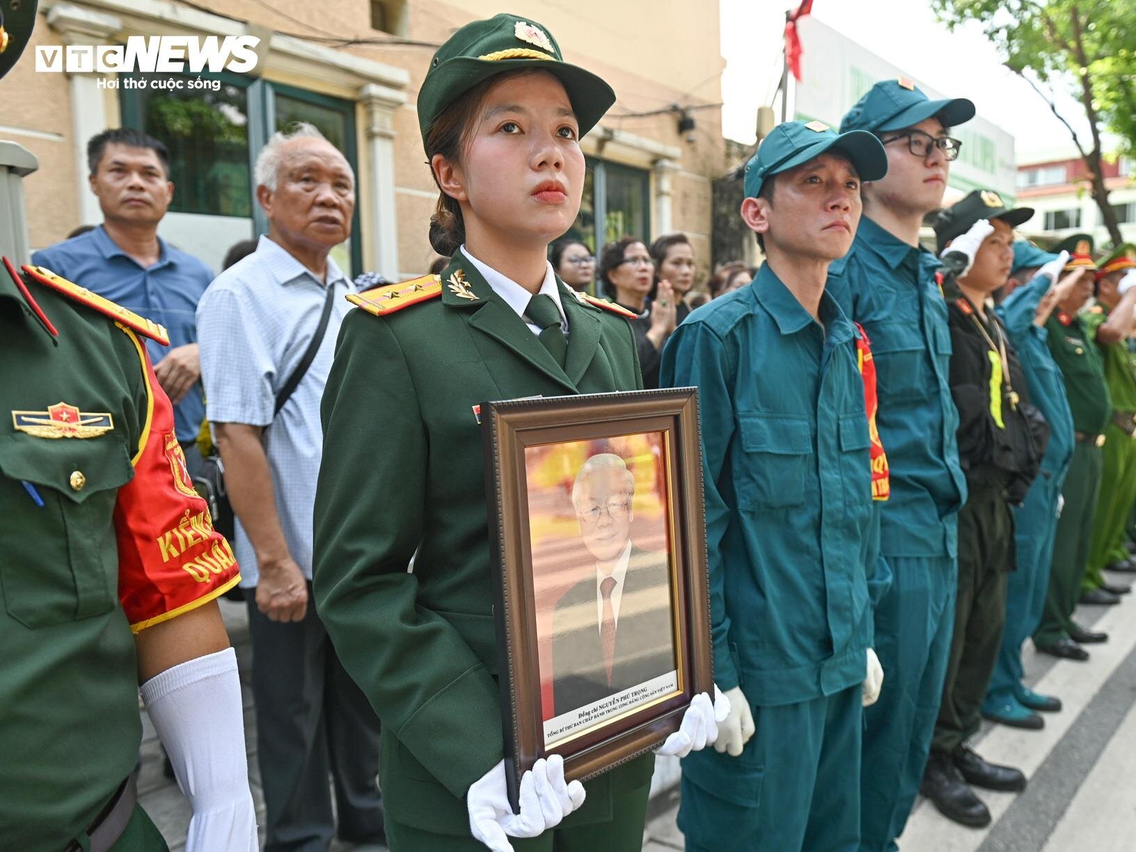 Hình ảnh xúc động trong Lễ truy điệu Tổng Bí thư Nguyễn Phú Trọng- Ảnh 13.