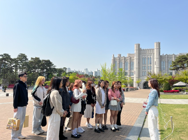 "Chất" như Trường ĐH FPT: Sơ hở là đưa sinh viên đi study tour sang tận Hàn Quốc- Ảnh 4.