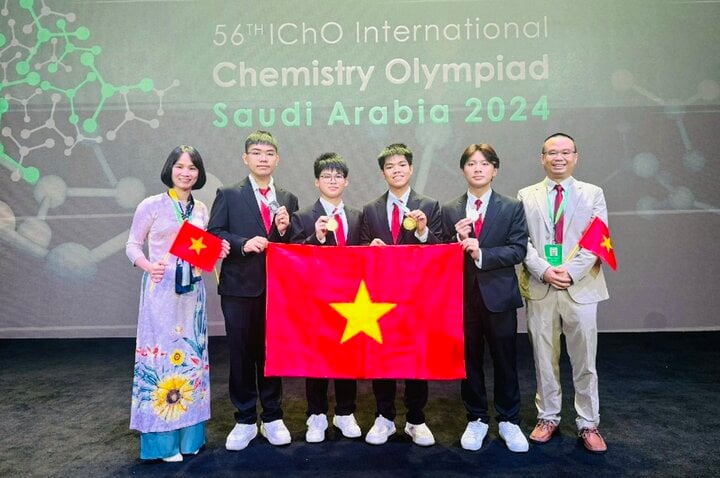 4/4 học sinh Việt giành huy chương Olympic Hóa học quốc tế, xếp hạng ngang Mỹ- Ảnh 1.