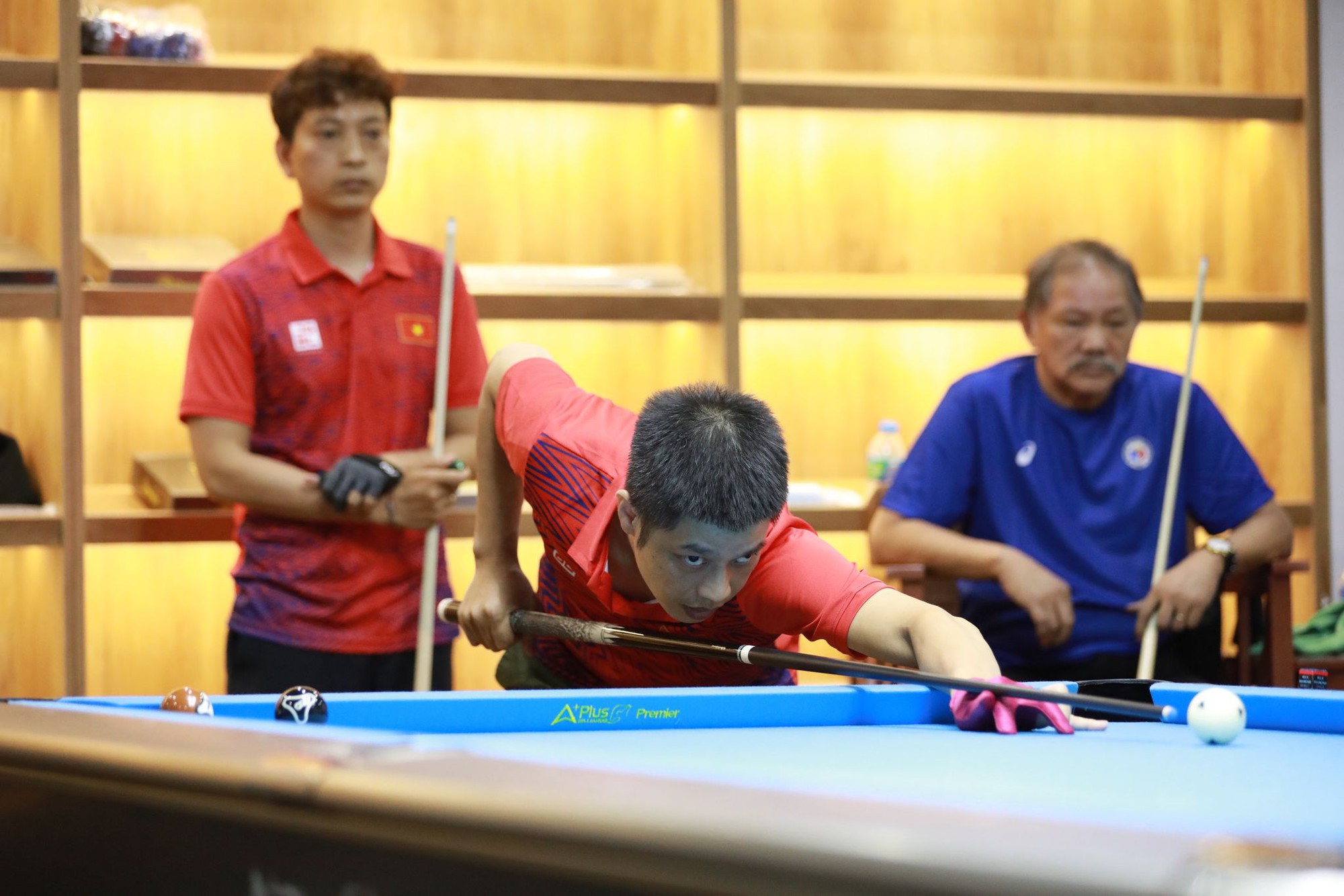 Ồn ào VĐV Việt Nam bị cấm dự giải quốc tế: Vì sao Liên đoàn Billiards Việt Nam lại bị “vượt mặt”?- Ảnh 2.