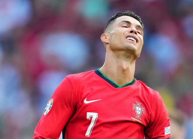 Ronaldo viết tâm thư sau thất bại tại EURO 2024 - Ảnh 2.