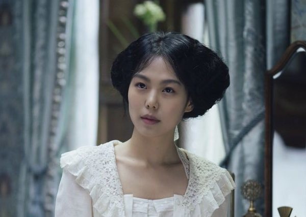 Mỹ nhân bị ghét nhất showbiz 42 tuổi xuống sắc đáng tiếc, sai lầm lớn nhất sự nghiệp là yêu người đáng tuổi bố - Ảnh 2. Mỹ nhân bị ghét nhất showbiz 42 tuổi xuống sắc đáng tiếc, sai lầm lớn nhất sự nghiệp là yêu người đáng tuổi bố - Ảnh 2.