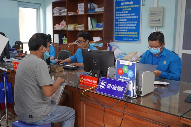 Từ 1-7-2024, c&aacute;n bộ, c&ocirc;ng chức, vi&ecirc;n chức c&ograve;n được nhận phụ cấp th&acirc;m ni&ecirc;n? - Ảnh 2.