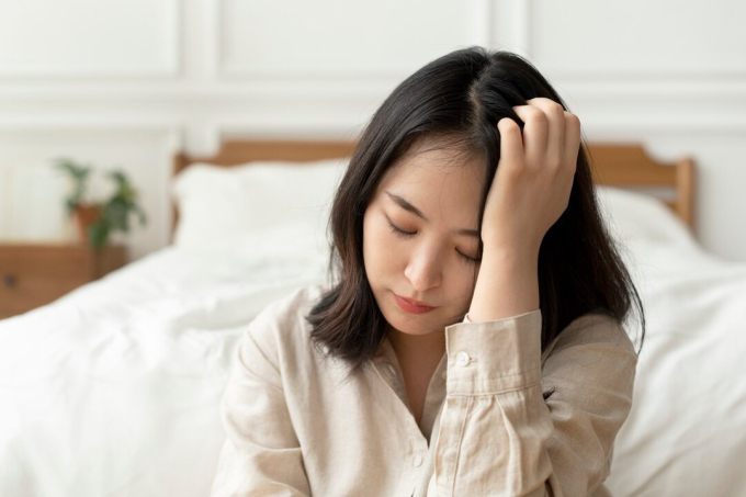 Trước lúc qua đời, em dâu để lại cho tôi nửa tỷ và dặn dò một việc khiến vợ chồng tôi rơi vào tình cảnh bị quấy rối liên tục - Ảnh 1.