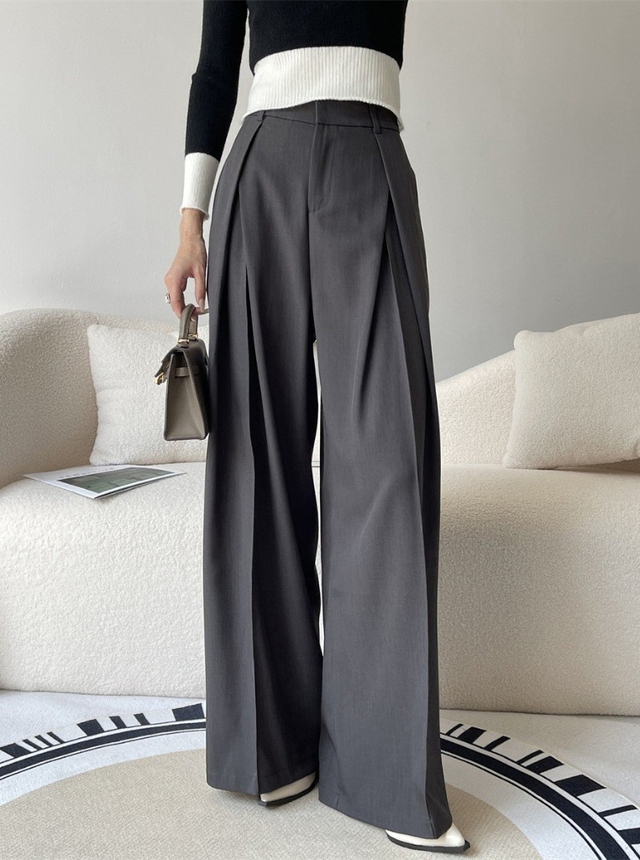 Chỉ với kiểu quần tây nàng công sở nào cũng có, Rosé biến tấu ra “1001 set đồ” vừa điệu vừa sang - Ảnh 10. Chỉ với kiểu quần tây nàng công sở nào cũng có, Rosé biến tấu ra “1001 set đồ” vừa điệu vừa sang - Ảnh 10.