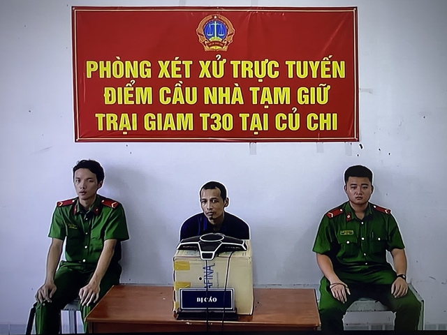 Những lời khai giật mình của kẻ giết mẹ ở quận 12 - Ảnh 1.