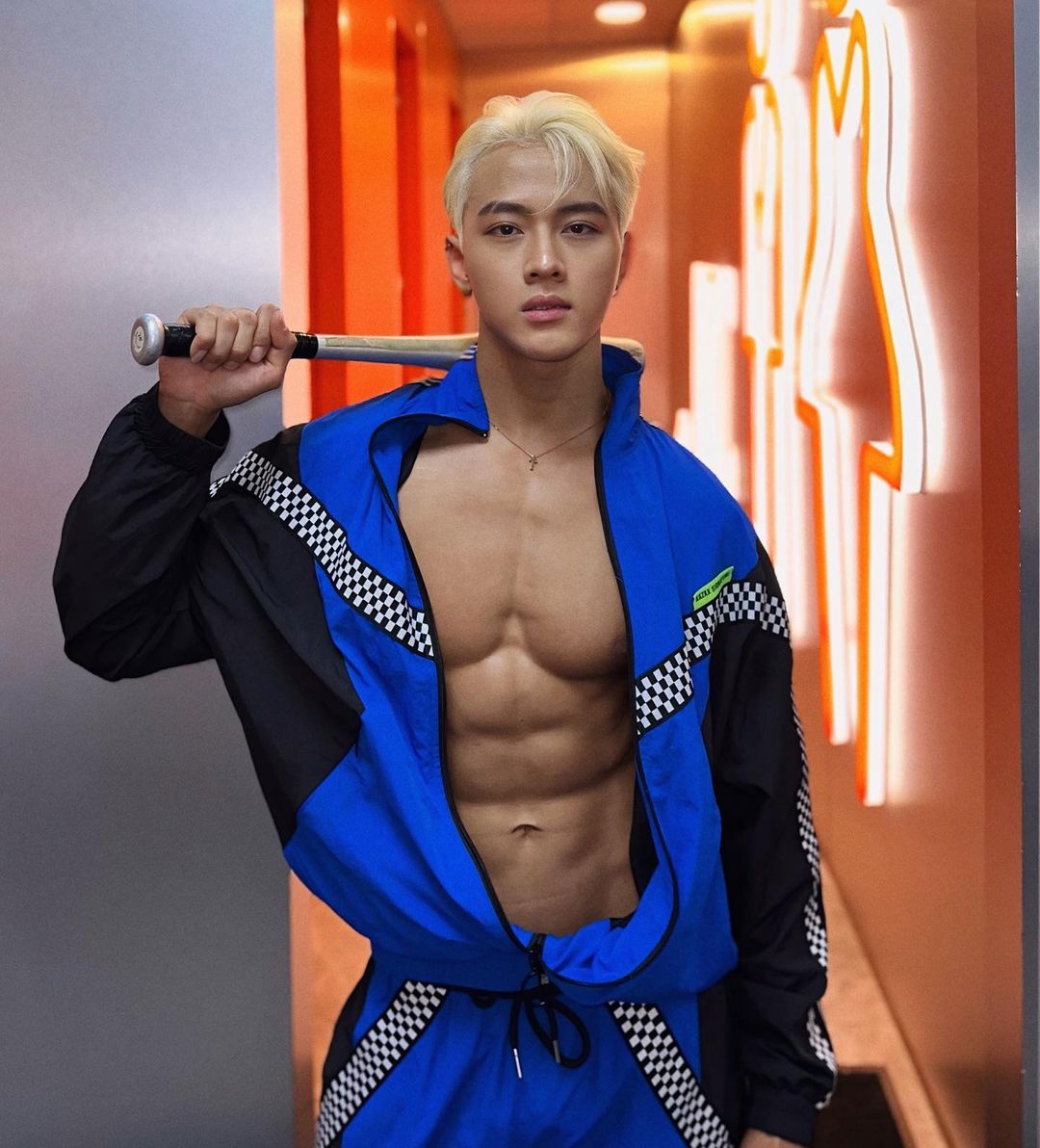 "Vũ trụ trai đẹp" tại The Next Gentleman 2024: Visual cực phẩm, body 6 múi như tượng tạc- Ảnh 8.