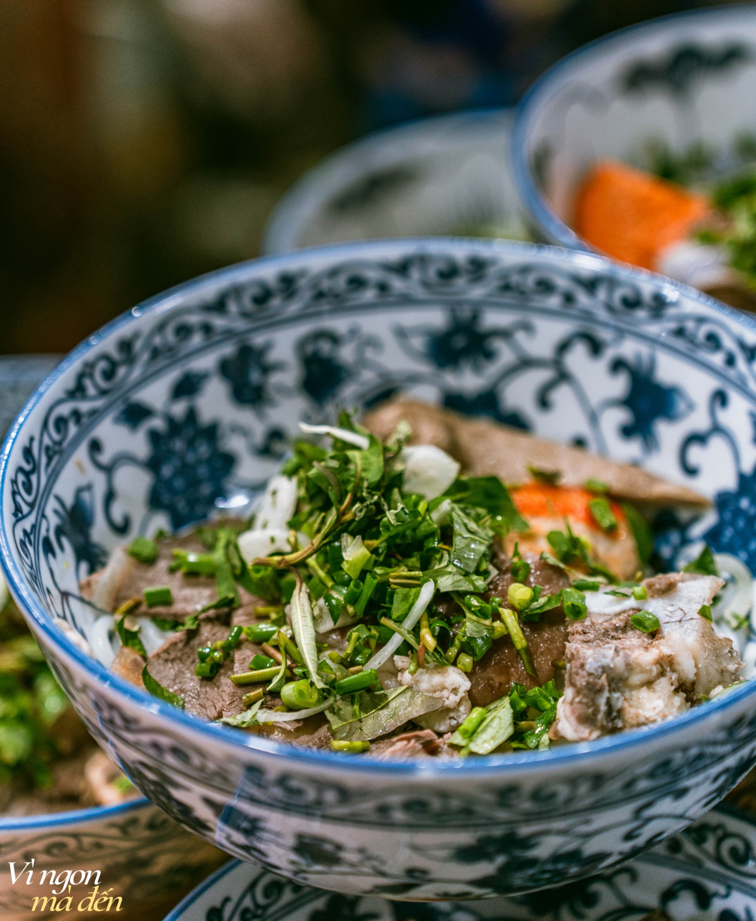 Nhân viên ngân hàng bỏ việc đi bán bún bò, tiệm lúc nào cũng kín bàn, bán vài tiếng là hết veo: "Làm nghề này cực nhưng mình được sống trọn vẹn!"- Ảnh 9.