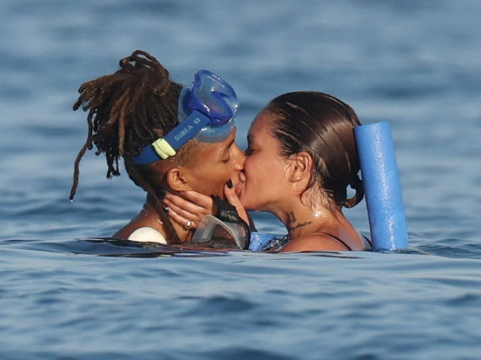 Photos of Will Smith's son "cheating" behind his girlfriend's back for 4 years revealed - Photo 2.