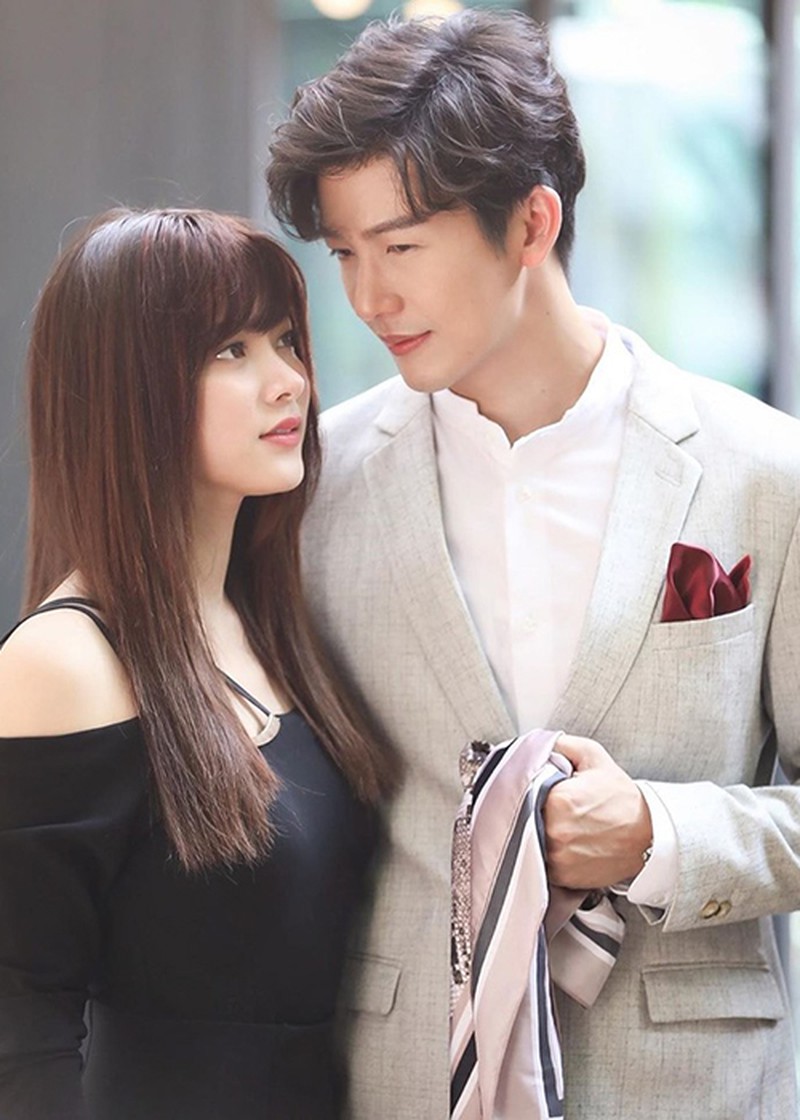 Styuardessa onlayn porno