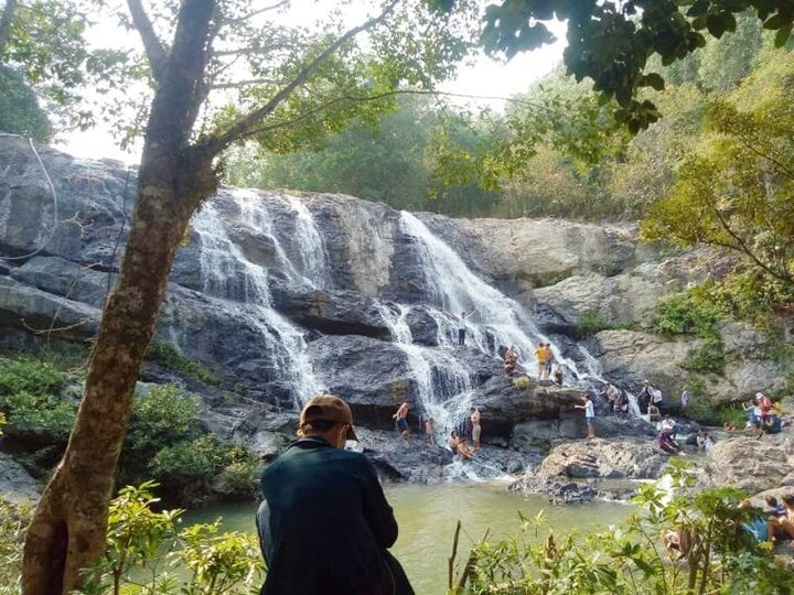 Top những điểm du lịch kh&ocirc;ng thể bỏ qua khi đến thị x&atilde; S&ocirc;ng Cầu- Ảnh 5.